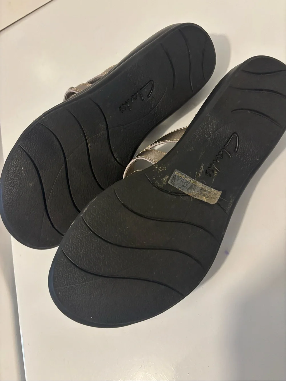 Clarks Women's Metallic Pewter Triple-Strap Slide Sandals